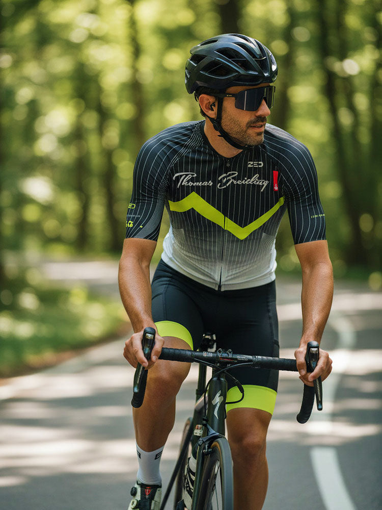 Limited edition, numbered cycling pro jersey and bib cargo shorts set - black