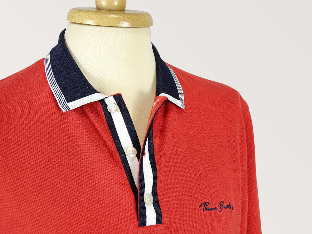 Noah - Red, dark blue, white