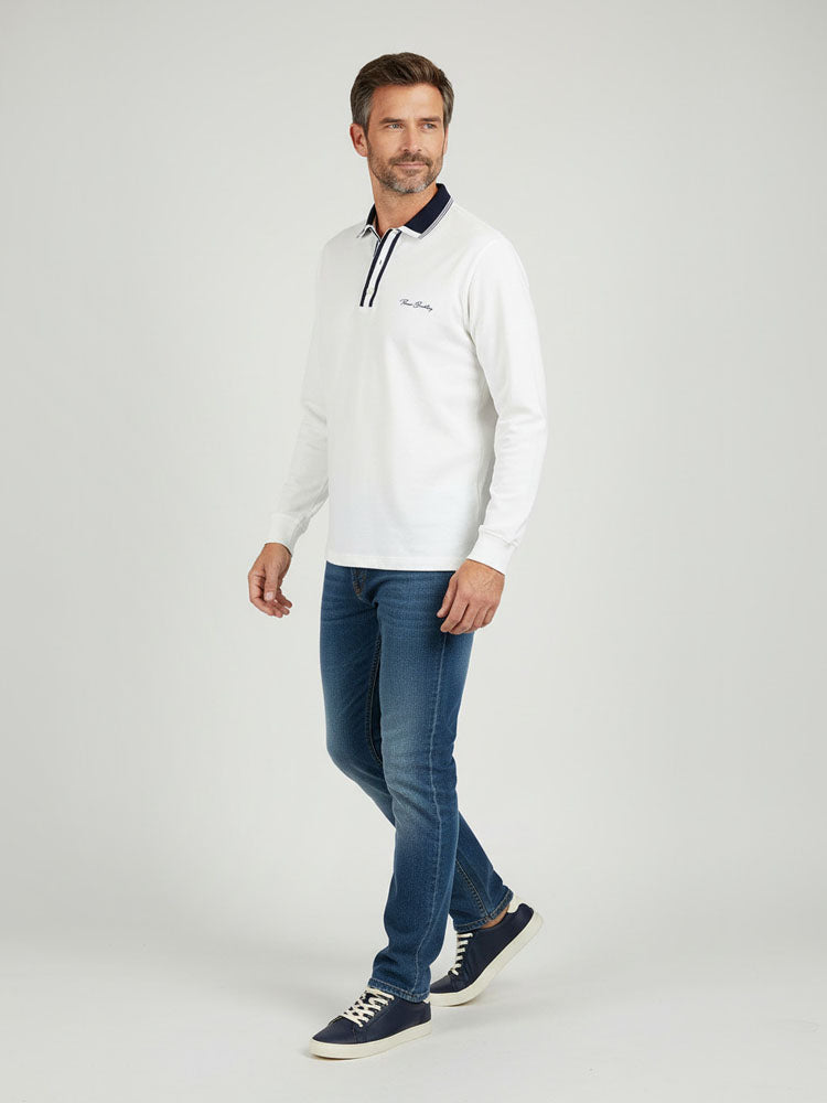 Noah - White, dark blue