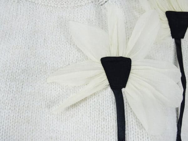 Daffodil - Ecru